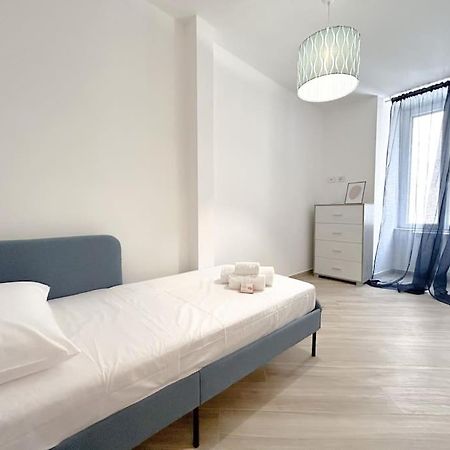 Lusso In Centro Storico - Wifi - Ac Apartment Savona Exterior photo