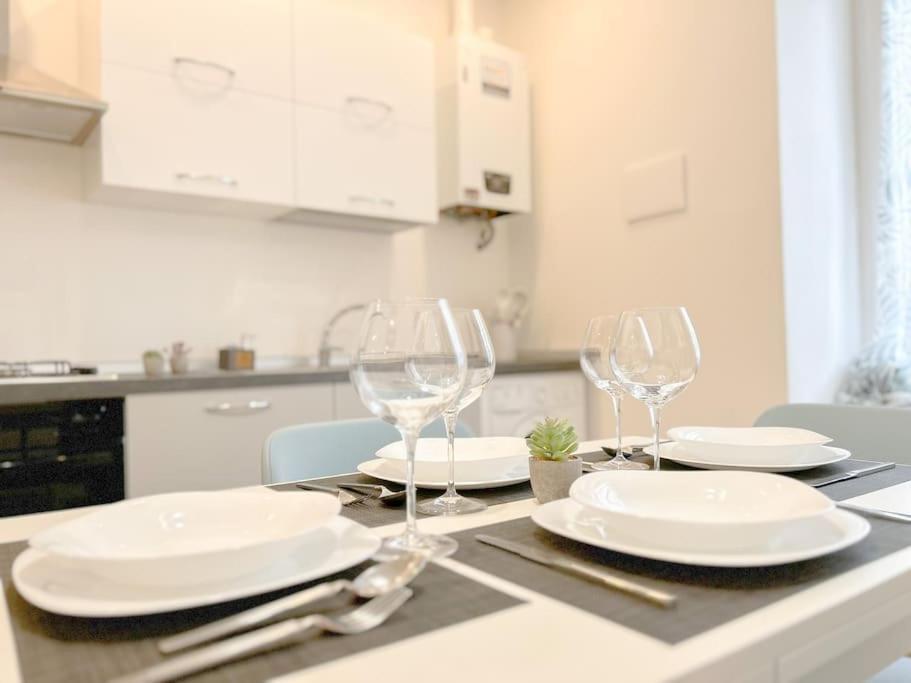 Lusso In Centro Storico - Wifi - Ac Apartment Savona Exterior photo
